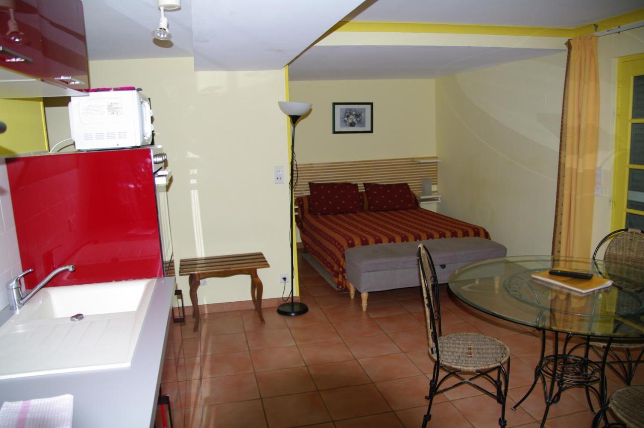 Residence Le Saint Victor Fontvieille Buitenkant foto