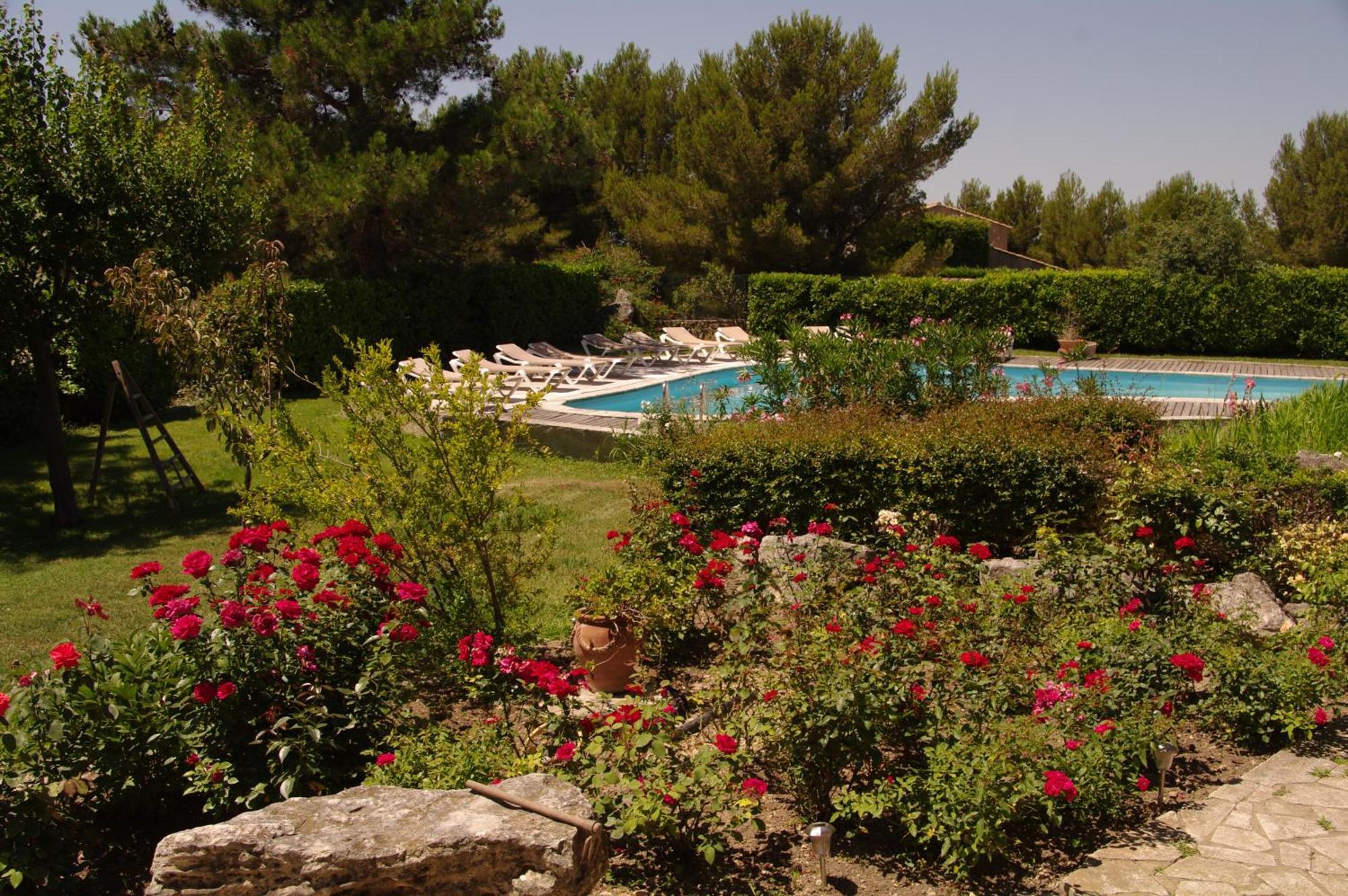 Residence Le Saint Victor Fontvieille Buitenkant foto