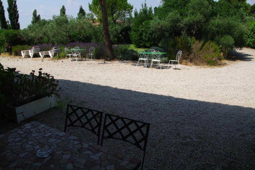 Residence Le Saint Victor Fontvieille Buitenkant foto