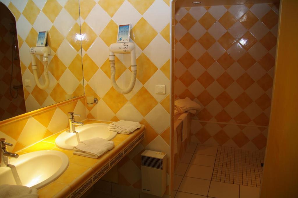 Residence Le Saint Victor Fontvieille Kamer foto