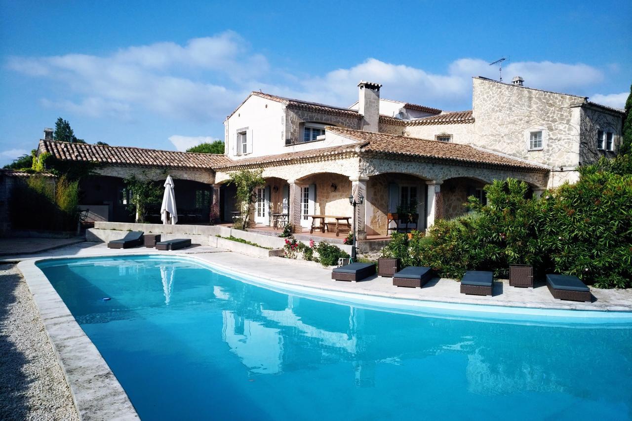 Residence Le Saint Victor Fontvieille Buitenkant foto