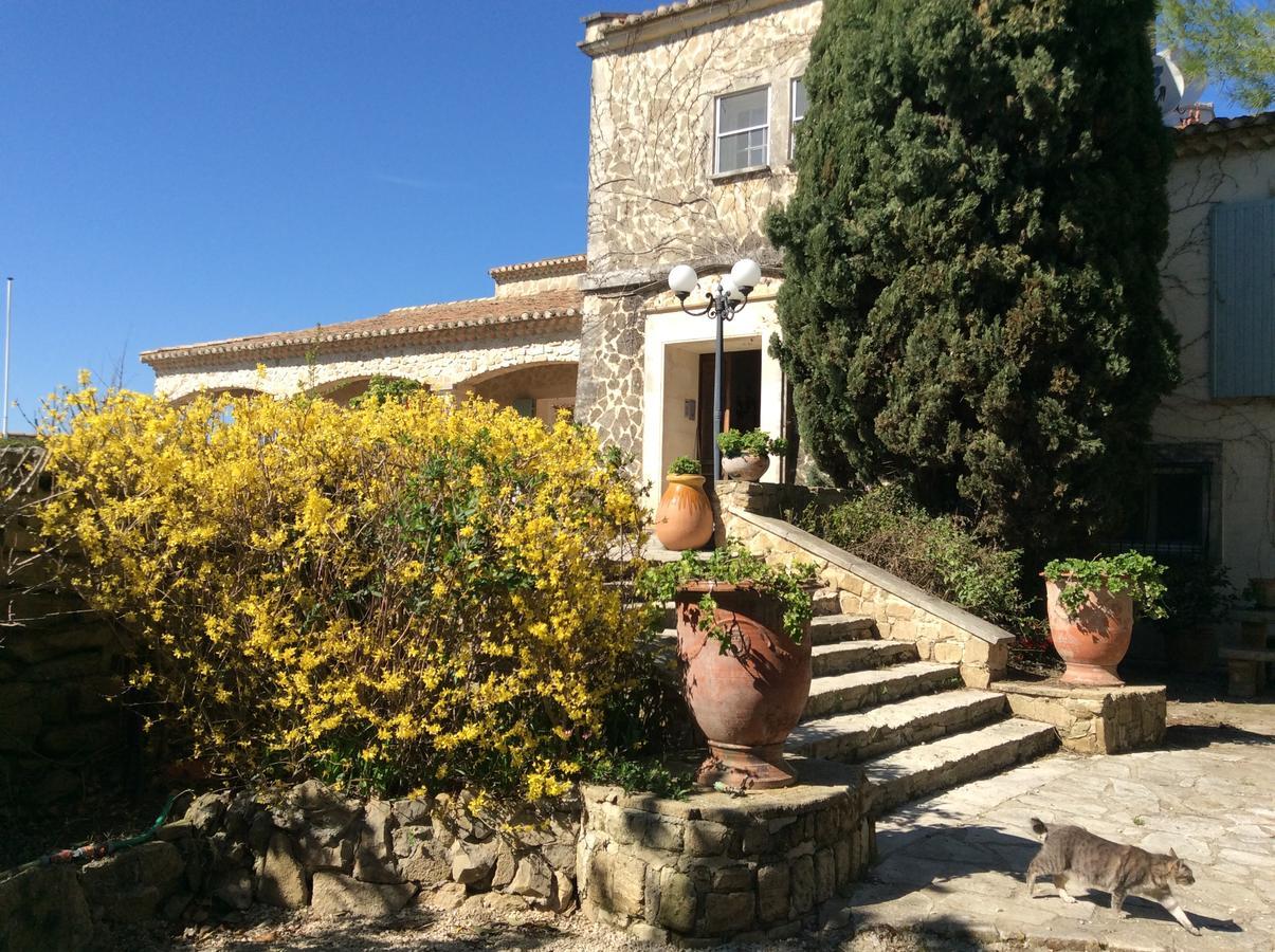 Residence Le Saint Victor Fontvieille Buitenkant foto